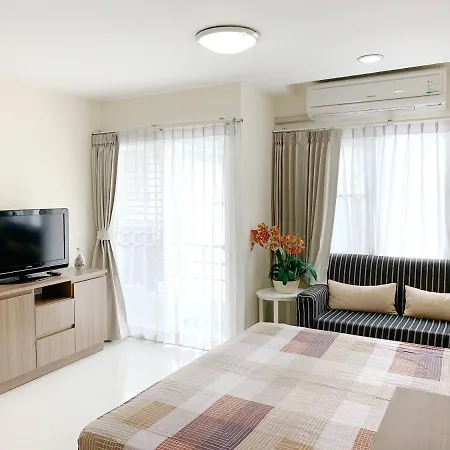 Charming Resident At Ekkamai From Studio Unit Up To 2 Bedroom Apartment Bangkok Exterior photo